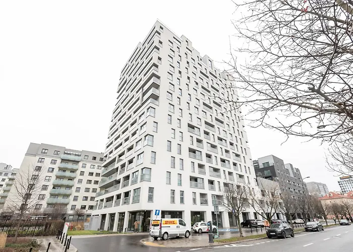 Wola Homely Apartment #106